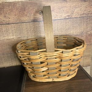 Basket with light blue in it